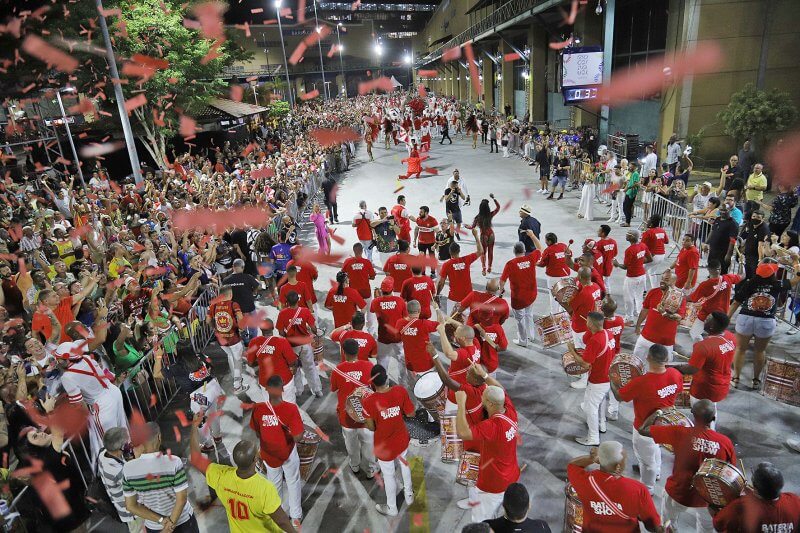 Rio ganha festa no Dia Nacional do Samba